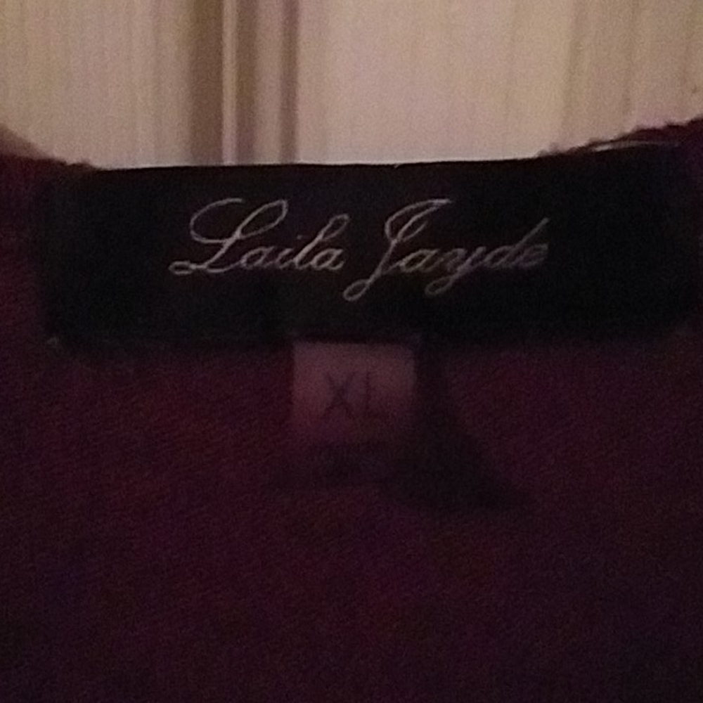 Laila Jayde Burgundy color Top loose hang fit